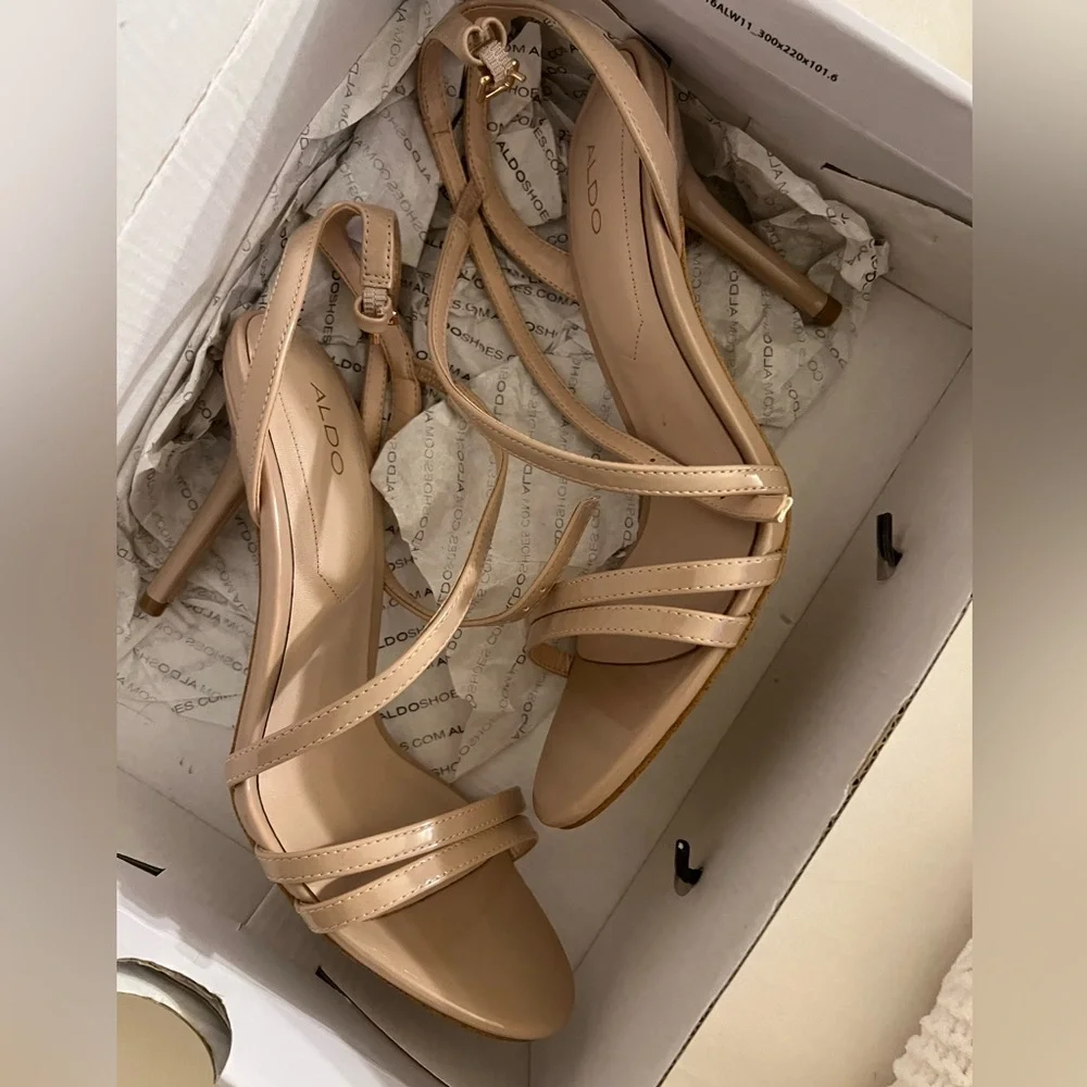 Aldo Elelawiel Heels 🔥 - Picture 3 of 7